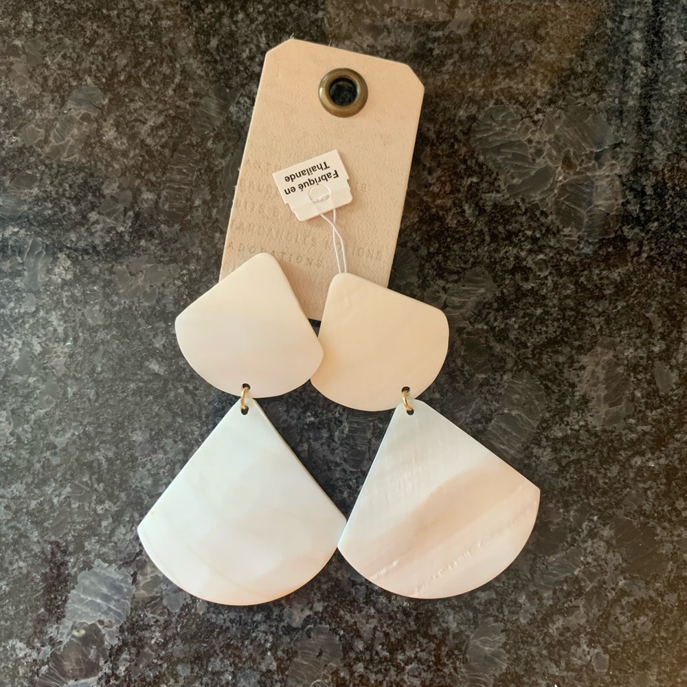 NWT Anthropologie Drop Earrings